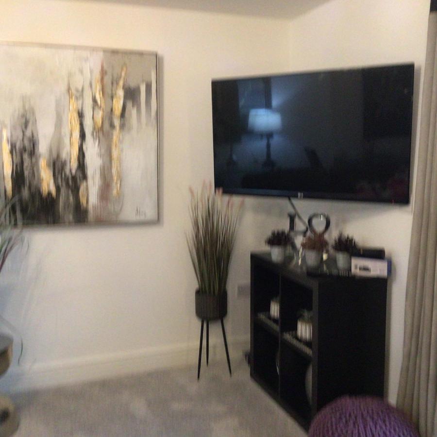Luxurious River View Apartment With Terrace Worcester Exterior photo